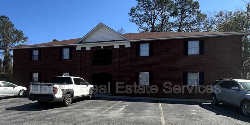 Hinesville Condo: 135 Rolland St