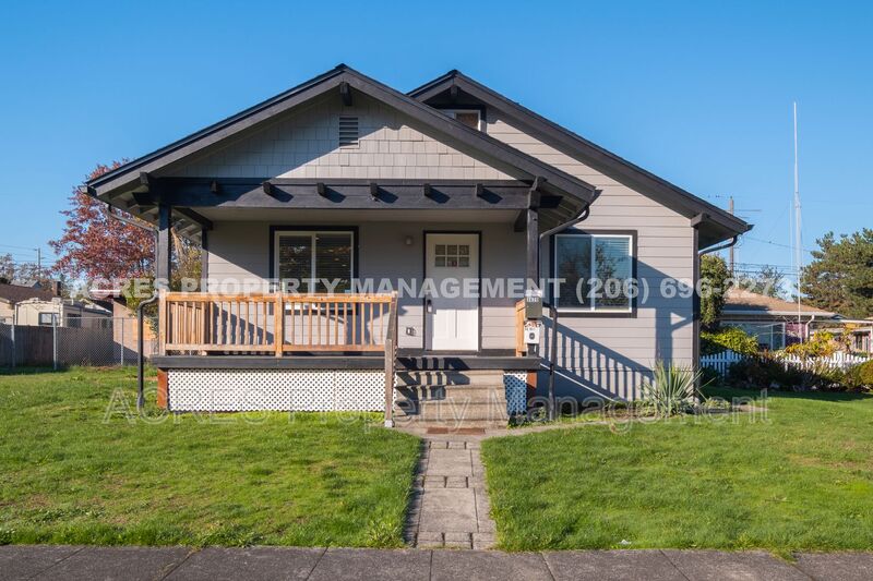 Tacoma House: 3620 S D St