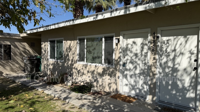 Palm Desert Condo: 44868 Santa Anita Ave