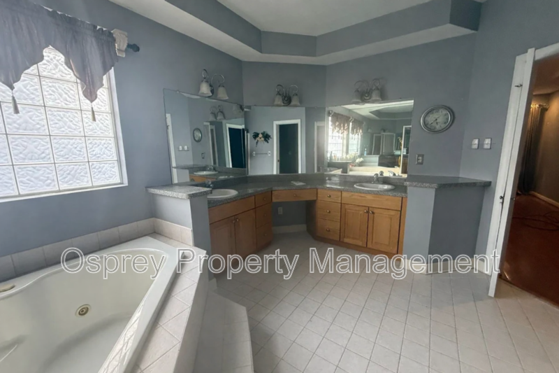 Amazing 5-Bed, 2.5-Bath Home on a Cul-de-Sac  - Photo 4