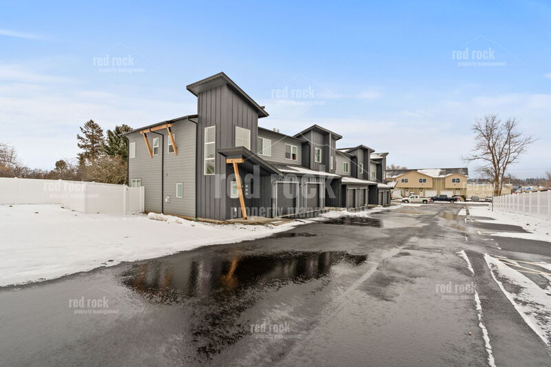 Spokane Valley Townhome: 12625 East Main Avenue - 2