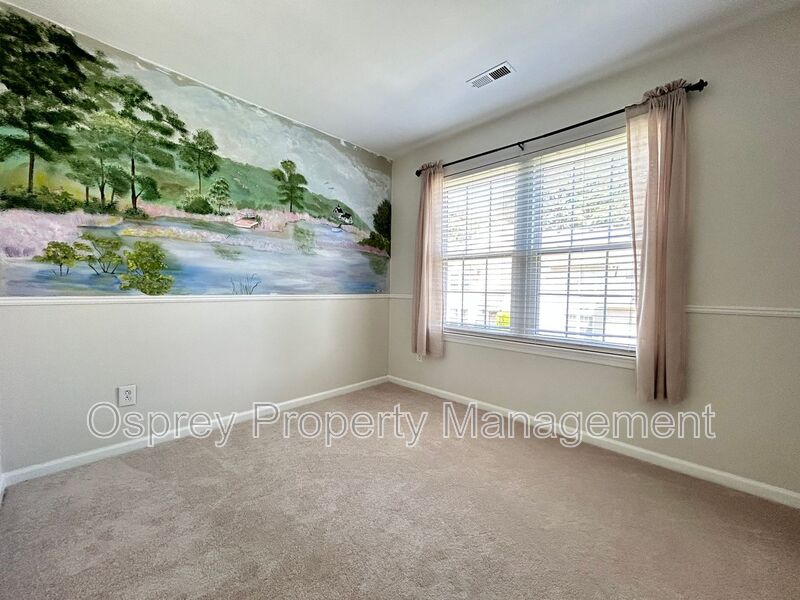 Charming 2-Bedroom Condo in the Heart of VB