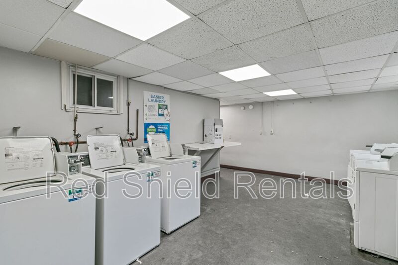 Ypsilanti Condo: 211 N Washington St