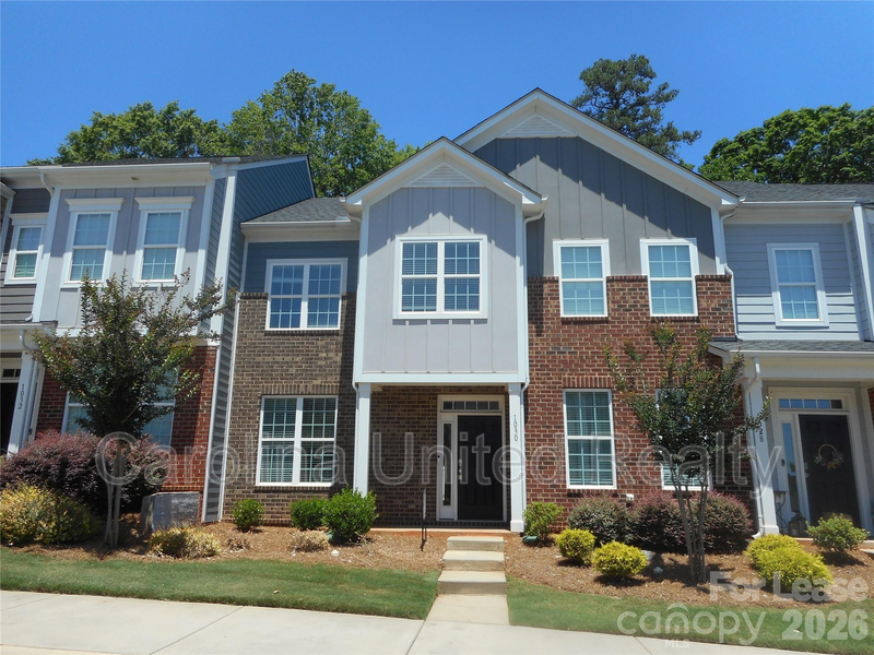 Belmont Townhome: 1030 Beatty Woods Dr