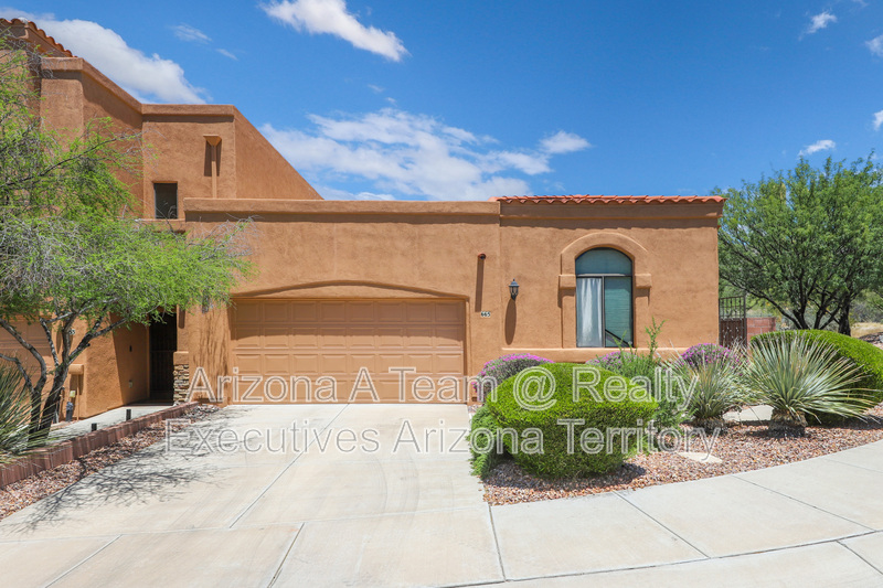 Tucson House: 665 East Weckl Place