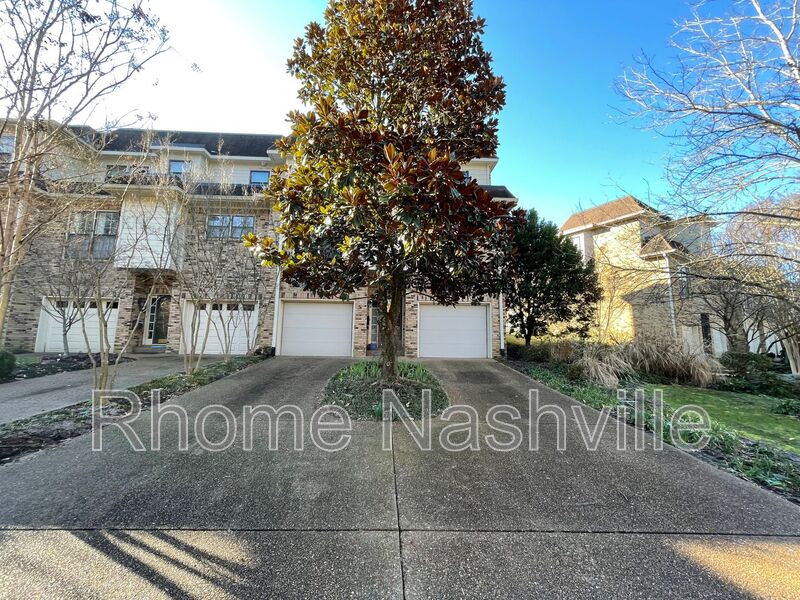 Nashville Condo: 401 Bowling Ave
