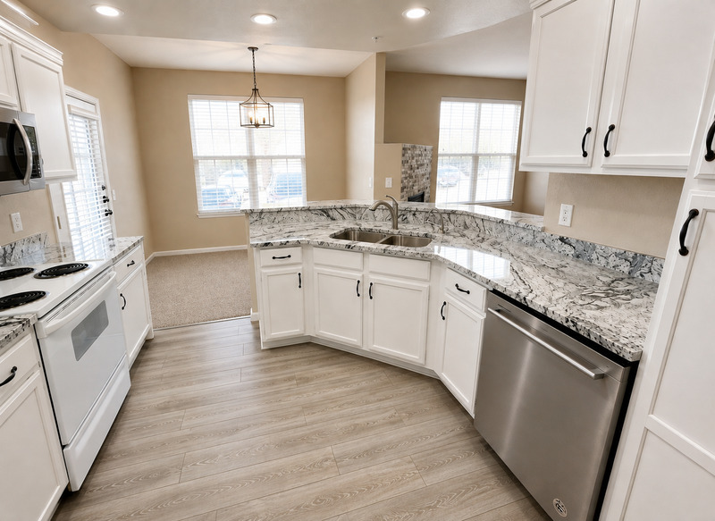 Englewood Condo: 7440 S Blackhawk St