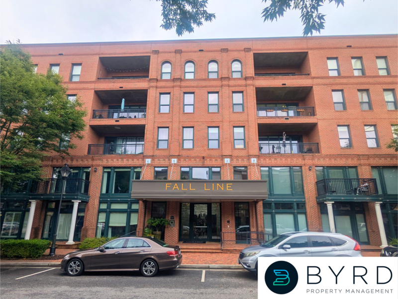 Henrico House: 4940 Old Main St