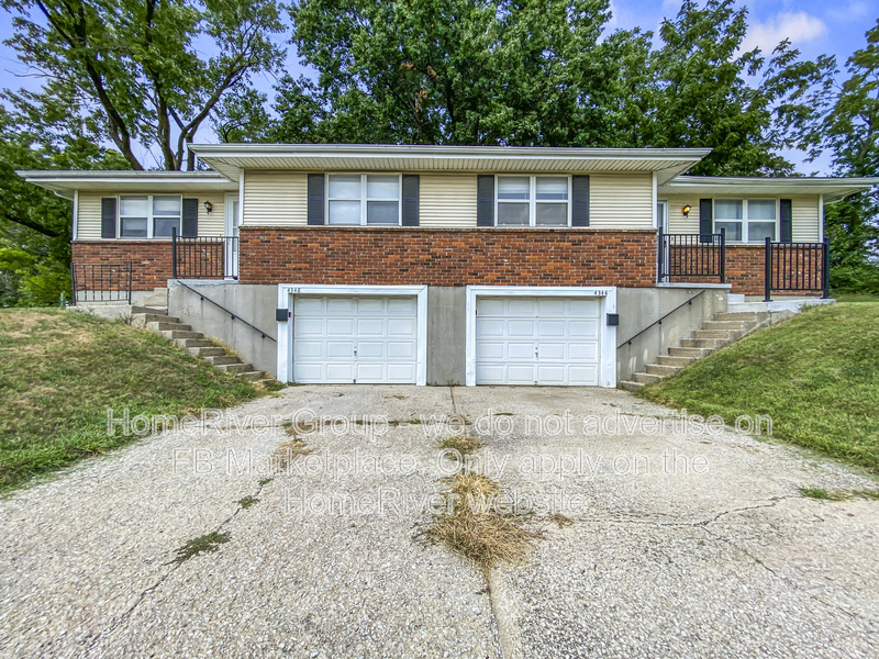 Kansas City Condo: 4344 Parallel Pkwy