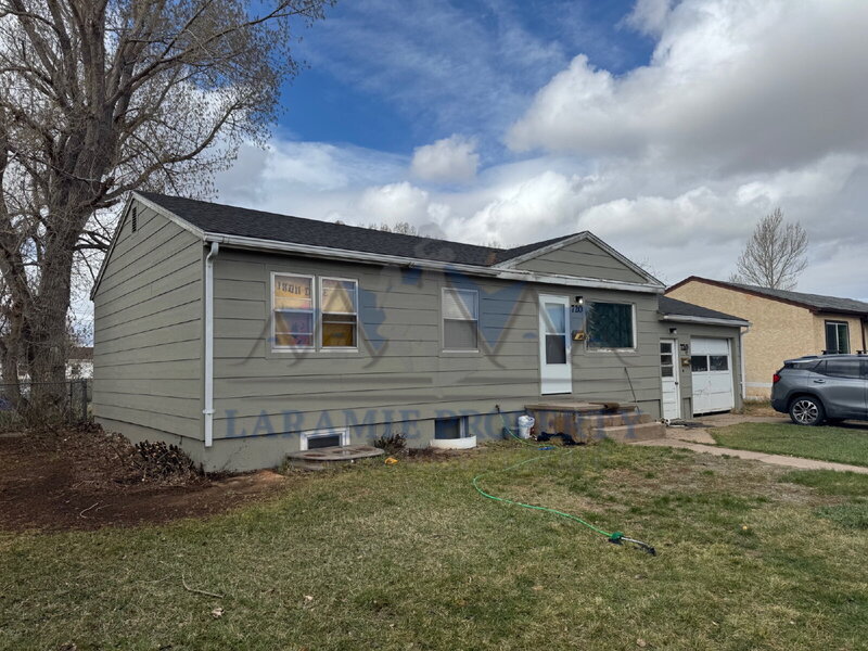 Laramie Condo: 720 1/2 Mitchell St