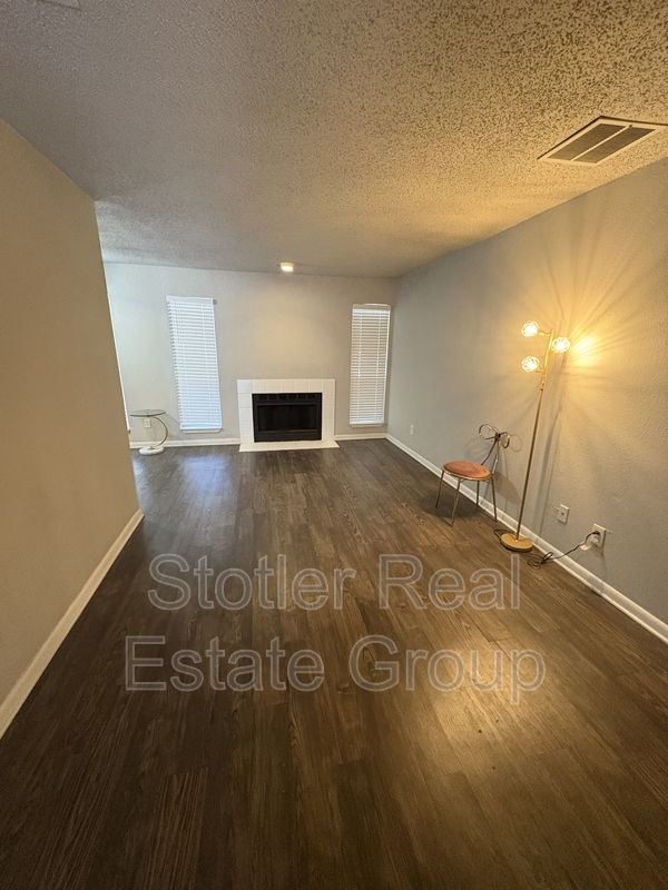 Dallas House: 4502 Gaston Avenue