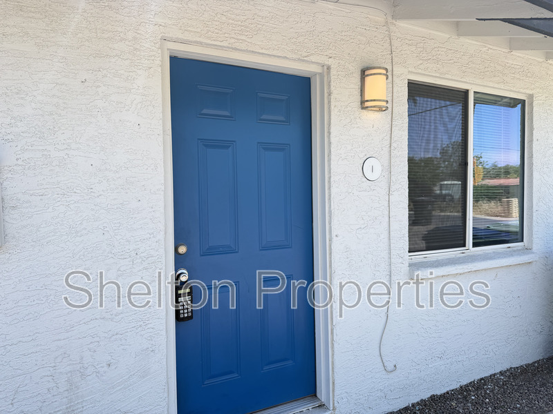 Phoenix Condo: 1713 N 31st Pl Apt 1