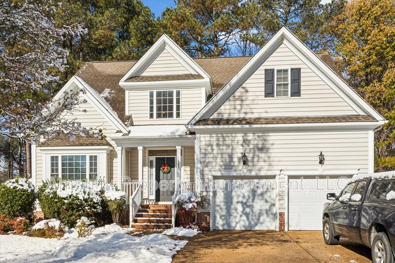 Yorktown House: 103 Overlook Point