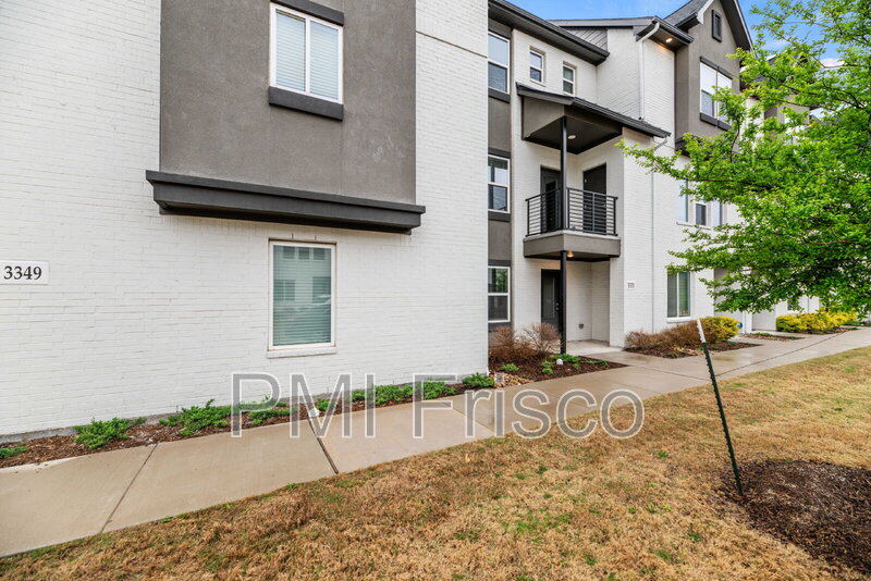 Plano Townhome: 3353 Norris Street