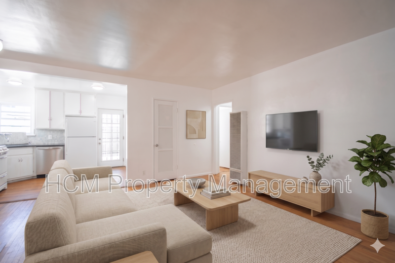 Los Angeles House: 1781 1/2 Washington Way