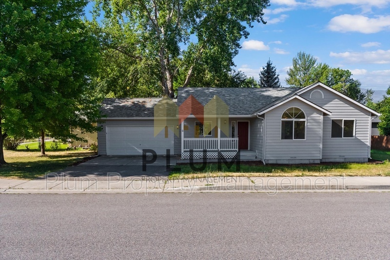 Lolo House: 5449 Golf Drive
