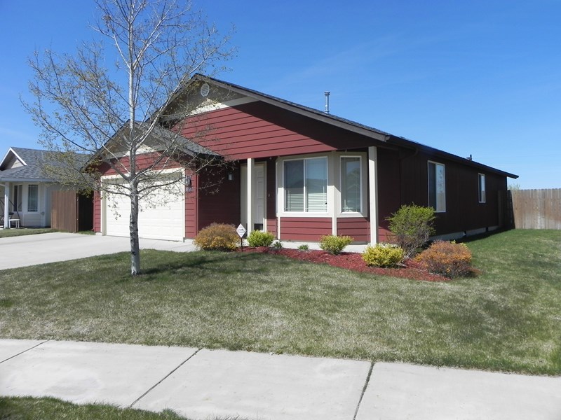 Cheney House: 9302 W Caelen