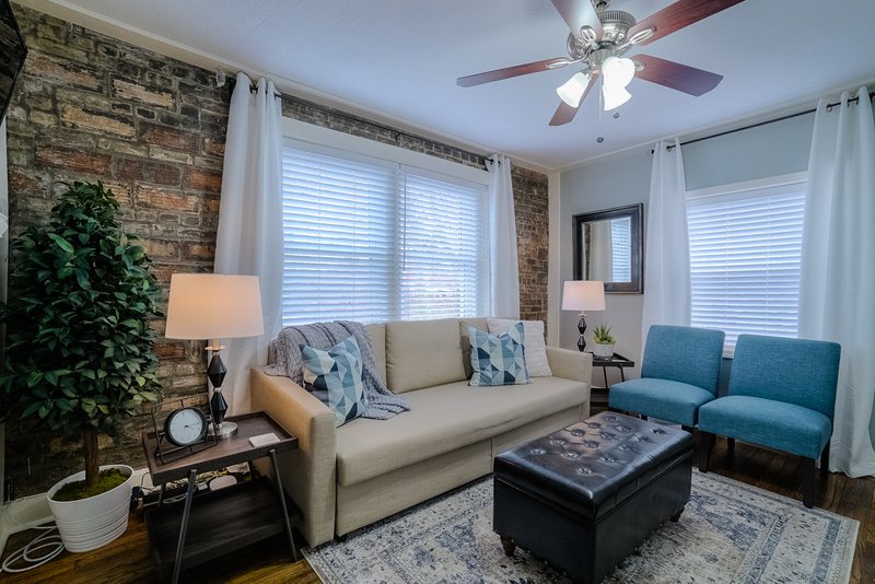 Kansas City Condo: 3811 Mercier St - 103