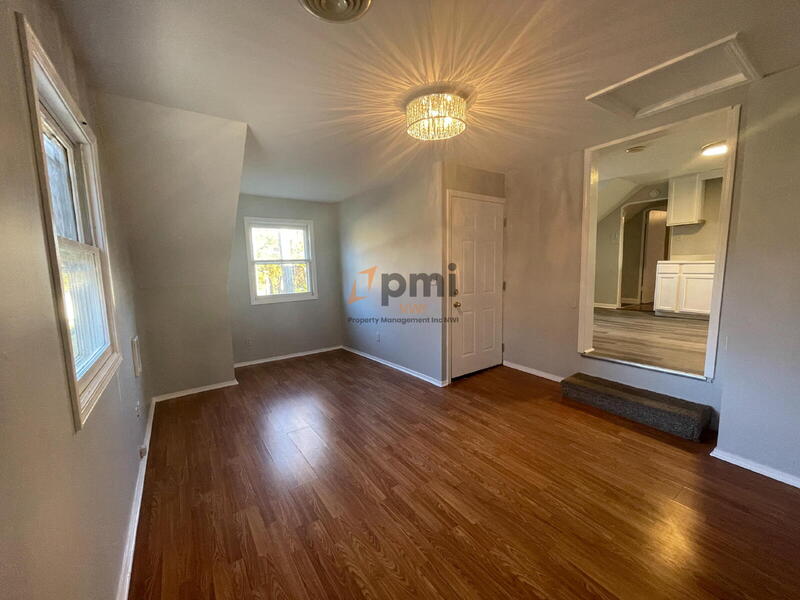 Cedar Lake Condo: 8000 Lake Shore Drive