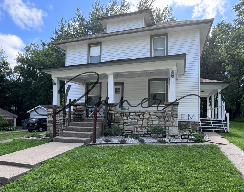 LIBERTY House: 133 S LINCOLN ST