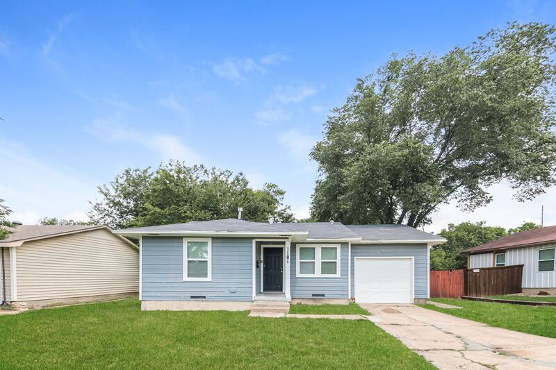 Mesquite House: 1101 Rancho Dr