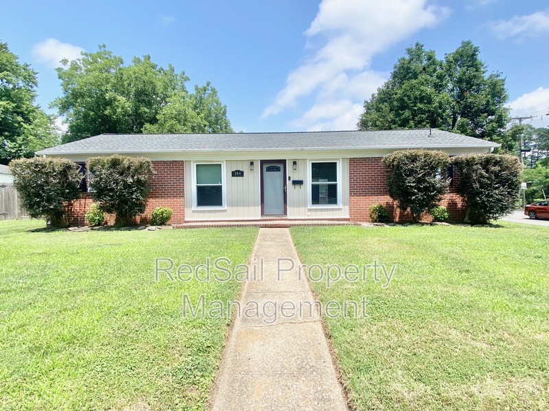 Newport News House: 164 Mark Twain Dr