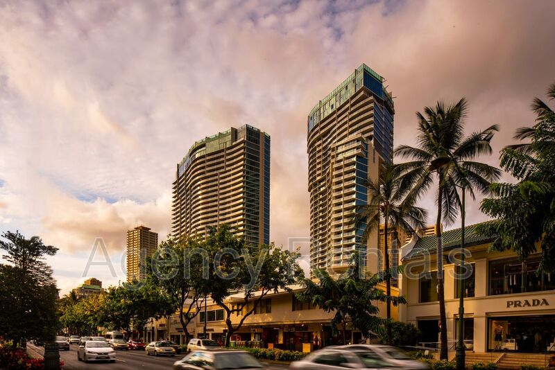Honolulu Condo: 383 Kalaimoku St. #D2709