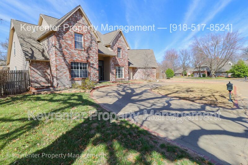 Tulsa House: 10116 S Fulton Ave