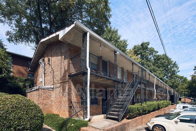 Atlanta House: 2151 Lenox Rd NE C7