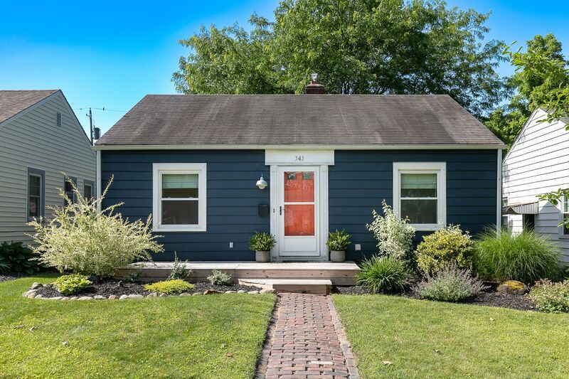 Columbus House: 343 E Royal Forest Blvd