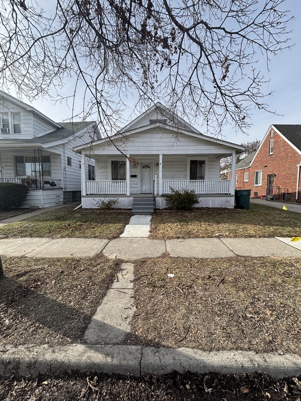 Lincoln Park House: 1520 Fort Park Boulevard