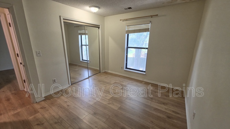 Main Rental Photo 17