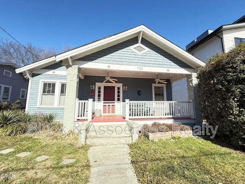 Raleigh House: 709 Holden Street