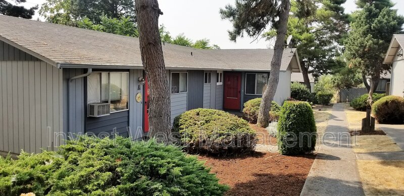 Vancouver House: 3116 Kauffman Avenue