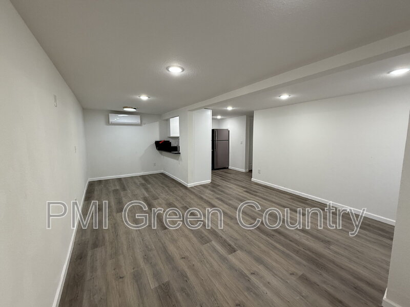Tulsa Condo: 2432 E Pine St