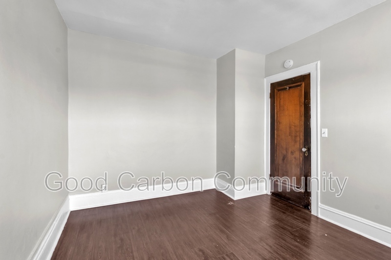 Buffalo Condo: 1016 Amherst St