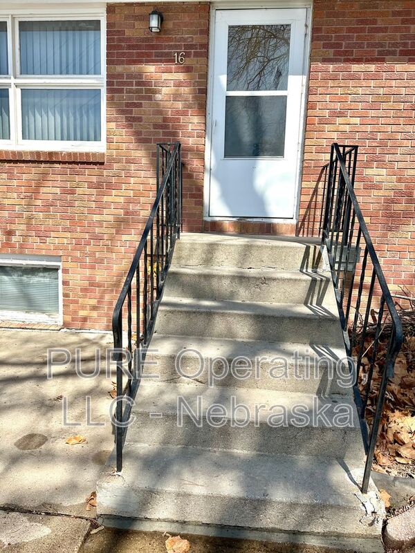 Bellevue Condo: 2205 Lindyview Rd