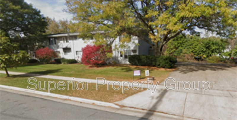 Middleton Condo: 7212 South Ave