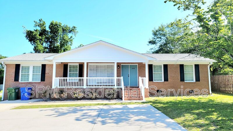 Wilmington House: 5013 Pine Needle Dr