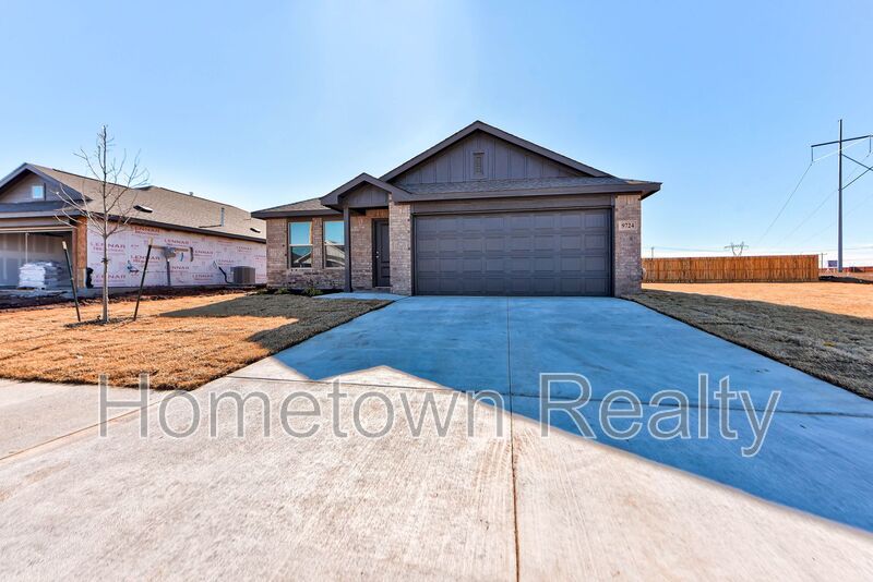 Yukon House: 9729 NW 124th Street