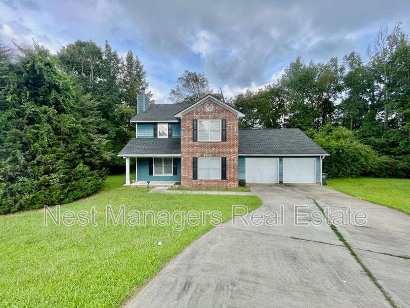 Fayetteville House: 5775 Sonora Place