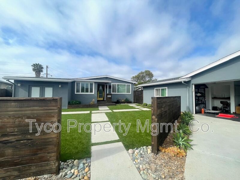 Imperial Beach House: 392 Bonito Avenue