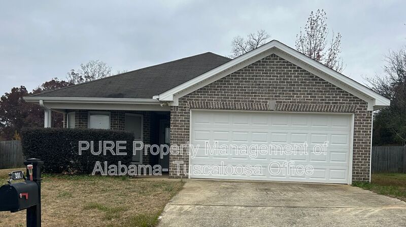 Tuscaloosa House: 201 Wexford Way