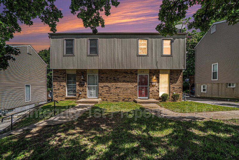 Kansas City Townhome: 1926 West 36 Avenue