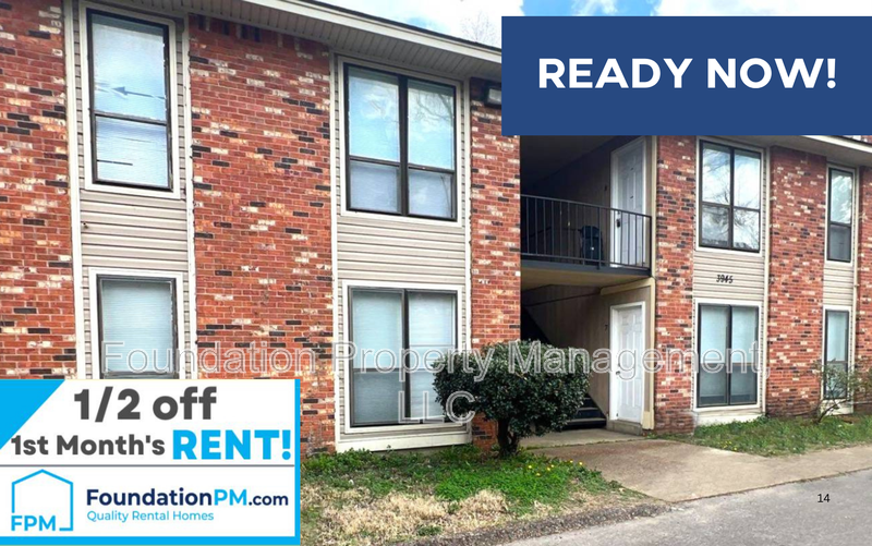 Memphis House: 3945 Macon Road