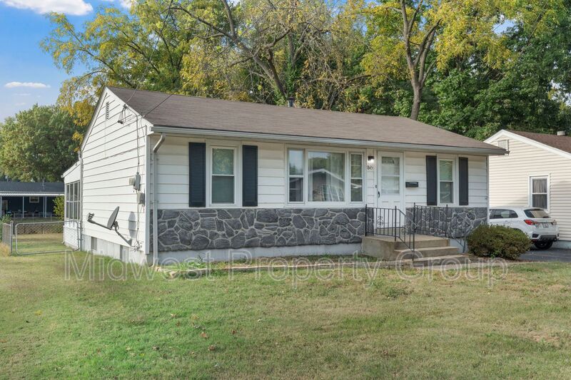 Florissant House: 845 Boone Street