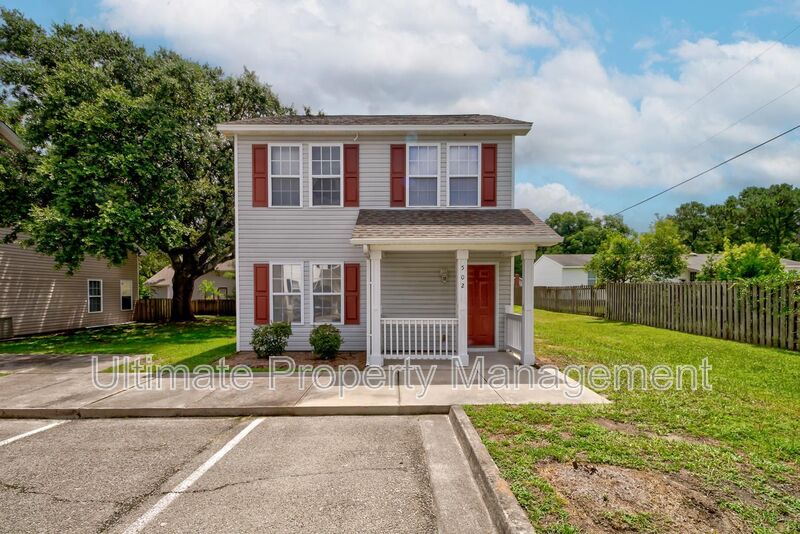 Wilmington House: 502 Shortfin Drive