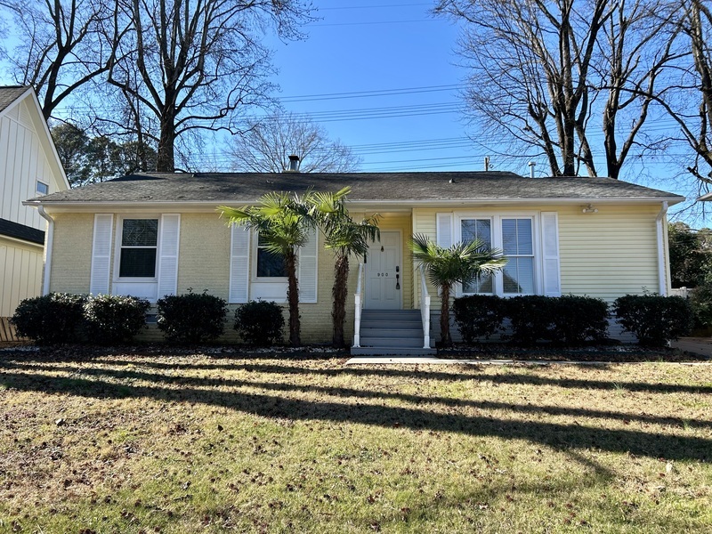 Charlotte House: 900 Stanfield Drive