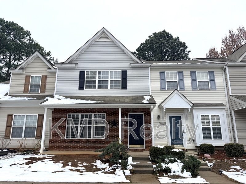 Charlotte Townhome: 11519 Retriever Way