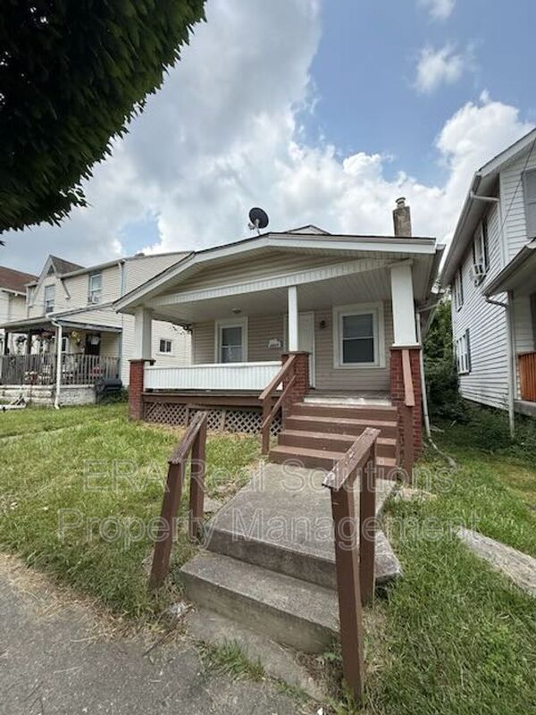 Columbus House: 2685 Beulah Rd.